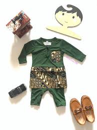 Selalu bisa dipadukan dengan model dan corak seperti apapun. Baju Melayu Batik Samping Green Babies Kids Babies Apparel On Carousell