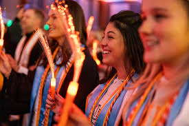 Lighting the way one torch at a time! Last night, soon-to-be grads pledged  to serve both the university and their community as alumni at Torch Night:  A Farewell to Thee. Congrats to