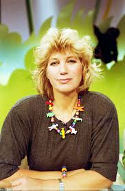 May 13, 2021 · elizabeth macneal has brought an extraordinary group of characters together in these pages; Maggie Macneal Wikipedia