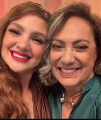 Un feliz jueves 😉 para TODOS ☀️ TIERRA DE DESEOS ✨