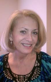 Frankie Carver's Instagram, Twitter & Facebook