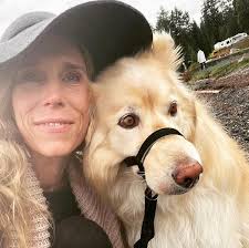 PLEASE include your location in your post. There are dogs and cats from all  over the country looking for homes as well as people from everywhere  looking. Everyone's first question is WHERE