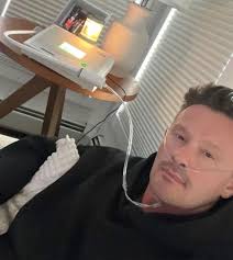 We love to see @drwillcole harnessing the power of NanoVi and appreciate  him for getting @gwynethpaltrow excited about what we are doing to improve  cellular health! . . . . . . . . . #wellness #tech #science #recovery  #health