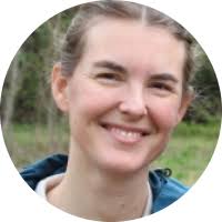 Mandi Lyon's Instagram, Twitter & Facebook