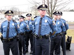 There is 1 police department per 21,347 people, and filing complaints and public safety concerns. Government Jobs Police Officer