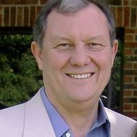 PDF) Five decades and 300 sitcoms about class and gender in Edgerton and  Rose Thinking Outside the Box 2005