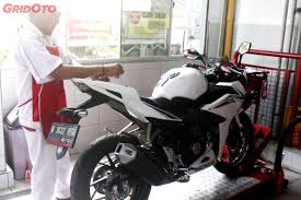 Kereta pacuan hadapan akan mengalami kehausan tayar hadapan dengan lebih cepat. Biaya Servis Lengkap Motor Honda Di Bengkel Resmi Gridoto Com
