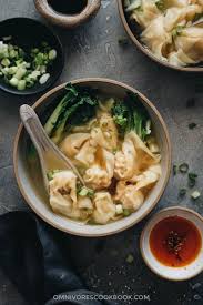 Today, i'm gonna show you how to make a special dish, dumpling in thai chili broth. Wonton Soup Omnivore S Cookbook