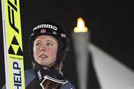 Lundby forteller at hun har forståelse for at norske myndigheter må ta hensyn til smittesituasjonen, men. Lundbys Klare Melding Til Fis Topp Var Oppgave A Informere Ham Vg