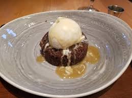 Gordon ramsay is amazing, he not only masters the techniques needed to be one of the best chefs in the world as he also do great desserts! Sticky Toffee Pudding Quite Possibly The Best Dessert I Have Ever Eaten Picture Of Gordon Ramsay Pub Grill Las Vegas Tripadvisor