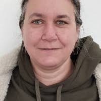 40+ "Julia Deville" profiles