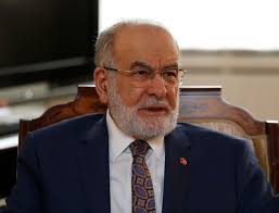 Saadet partisi genel başkanı temel karamollaoğlu, kendisiyle evlendikten sonra önce müslüman, ardından türk olan eşi ayşe yasemin karamollaoğlu ilk kez birlikte görüntülendi. Temel Karamollaoglu Kimdir Aslen Nerelidir Kac Yasindadir Esi Nerelidir