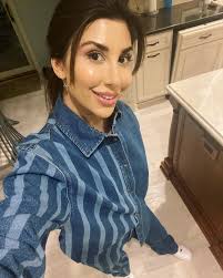 Courtney Khondabi QVC