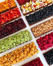 Seasonal Fruit Tarts At Patisserie Cedric Grolet In Paris 1er Regram From Cedricgrolet Tag Your Pics With Both Fruit Tart Fresh Fruit Tart Fruit In Season