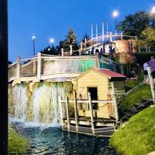 Play award winning miniature golf & feed live alligators! Congo River Miniature Golf Temp Closed 71 Photos 54 Reviews Mini Golf 1325 Barrington Rd Hoffman Estates Il Phone Number
