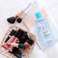 4 195 Mentions J Aime 17 Commentaires L Oreal Paris Skincare Lorealskin Sur Instagram Weekend Essentials Featuring Mi Loreal Paris Loreal Skin Care