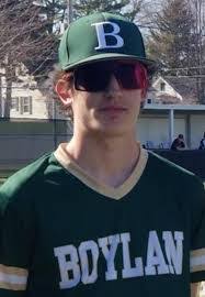 Henry Berg's Instagram, Twitter & Facebook