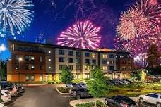 4th of July Celebration at The Independence Hotel