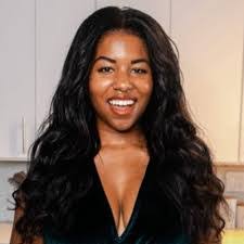 Aiesha Bailey's Instagram, Twitter & Facebook