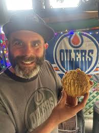 What's your "Game Day Tradition"? SONiC listener Rhiannon & her husband  Mike have been baking cookies every Oilers game for luck 🤣 We did the math  & they've made like 250 cookies