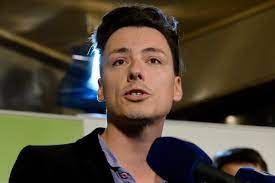 Matej stropnický was born on september 5, 1983 in prague, czechoslovakia. Malacova Vyrazila Na Kontrolu Tovarny Vzala S Sebou Stropnickeho Delal Tu Predvolebni Agitaci Ohradil Se Reditel