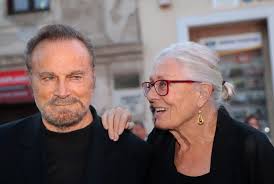 Franco nero perde la testa per una giovane e famosa attrice inglese che ha lavorato con lui sul set di mercoledì 23 lo spazio oberdan di milano ospiterà franco nero. Vanessa Redgrave And Franco Nero Receives Cinefest Award At Miskolc Festival Hungary Today