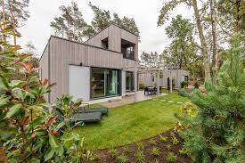 Terhills resort heeft cottages van 2 tot 12 personen in twee luxeniveau's: Terhills Resort Dilsen Vasco