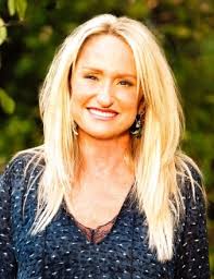 Heather Bellamy's Instagram, Twitter & Facebook