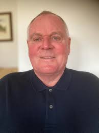 🇷🇪⛵️[A LA RECHERCHE D'UN BATEAU]⛵️🇷🇪 Bonjour tout le monde, Moi, c'est  Kristen 🙂 Originaire de Bretagne, j'ai vécu en grande majorité du côté de  Lorient. Après mes études j'ai enchaîné des expériences