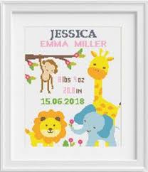 This small quilted wall hanging is a great way to display baby's first photo and announcement. Barbara Brendel Dreyer Dreyerba Profile Pinterest