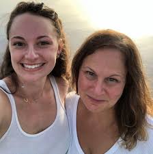 Graysen Boles and Lexie Farakish's Wedding Website