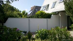 Modulare Wandsysteme Abgestuft Mit Abdeckung Variante Ii In 2020 Beleuchtung Garten Sichtschutz Sichtschutz Garten