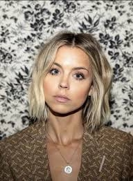 Debbie Le (dlegallienne)