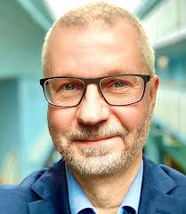 About Breaking Defense