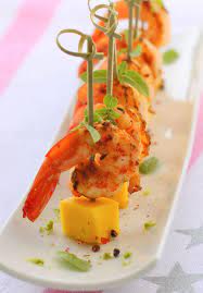 Although big meals are usually the focus of families, most parties throughout the season are based more around appetizers and hors d'oeuvres. Elegant Party Starter Recipes Eatwell101