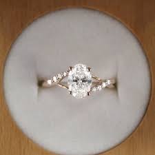 Diamond Engagement Rings Brilliant Earth Ideas Minimalist Engagement Ring Simple Engagement Rings Wedding Rings Engagement