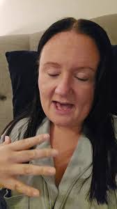 Lindsay Betts's Instagram, Twitter & Facebook