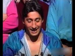 Ora ditemi se non sono versi degni di un grande vate. Scritti Cozzali Woodstock Pace Amore E Piero Scamarcio Youtube