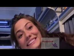 Can Yaman Ve Demet Ozdemir Erkenci Kus Setinde Eglenceli Kamera Arkasi Youtube Youtube