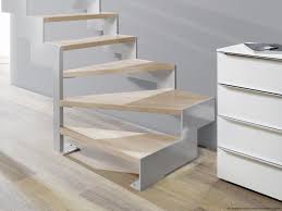 Lasergeschnittene Treppe 1 4 Gewendelt Als Moderne Wangentreppe Treppe Treppen Innen Metalltreppe Innen