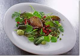 Kaquus Hausmannskost Fur Weihnachten Ein Salat Mit Taube Salat Mit Salat Weihnachten