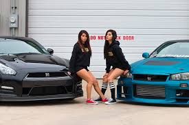 Company is popular for its products of compact cars, sports cars and compact executive cars and mini suv cars. Blue Nissan Gtr Coupe Hd Wallpapers Free Download Wallpaperbetter