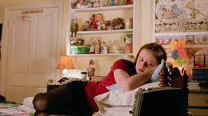 Download the perfect bedroom pictures. Netflix Philippines On Twitter Cancer You Re Sentimental And Sensitive And You D Fit Right Into Rory S Room On Gilmore Girls