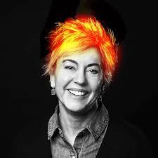 Tara Gilmore's Instagram, Twitter & Facebook