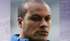 Kingston pledges himself to Hearts