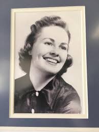 Can not see enough pictures of this.