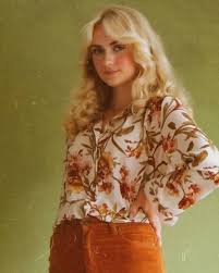 We already introduced you to a popular style in the 70s that was the half poof. 70s Hairstyle Tips Go Viral To Stop White Women Culturally Appropriating Dazed Beauty