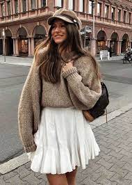 بالصور ١٥ فكرة مميزة لارتداء البلوفر الفضفاض في الشتاء fashion outfits fashion outfits