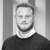 100+ perfiles de «Stricker»