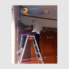 Jasa pemasangan pagar di kota solo, jasa pembuatan pagar besi di kota solo, jasa pasang pagar besi di kota solo. Jasa Perbaikan Pagar Besi 0821 1212 9781 Jual Pagar Besi